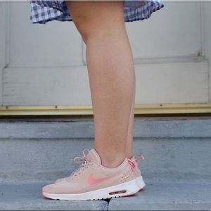 Nike Air Max Thea in Pink